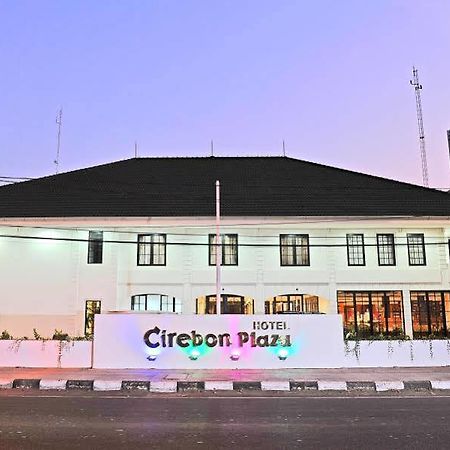 Hotel Cirebon Plaza Luaran gambar