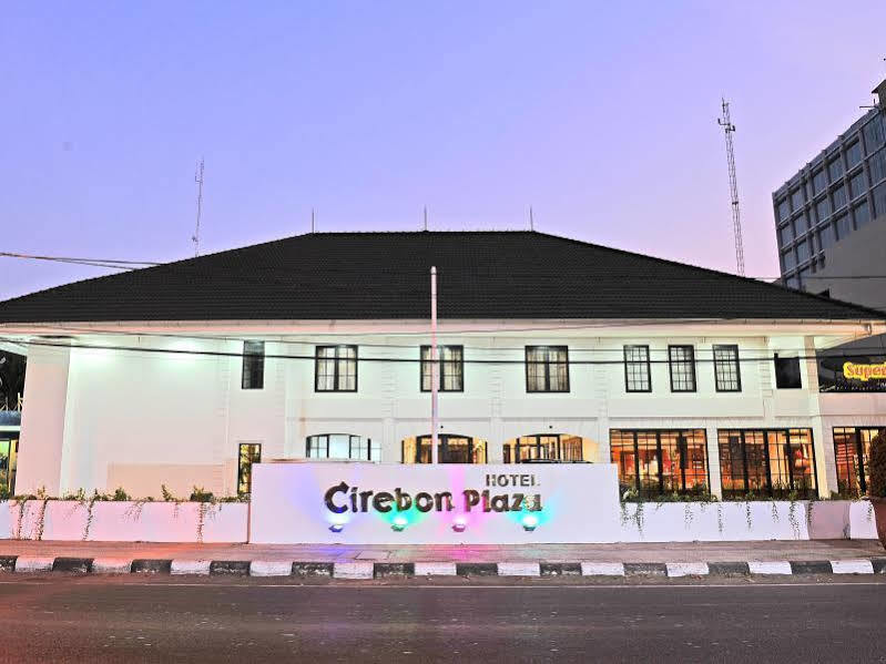 Hotel Cirebon Plaza Luaran gambar